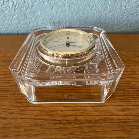 Vintage Howard Miller Crystal Clock - Picture 7 of 10